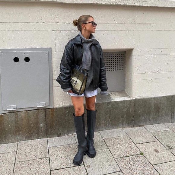 GANNI black knee high faux fur lined chunky boots with tabs - Picture 2 of 16